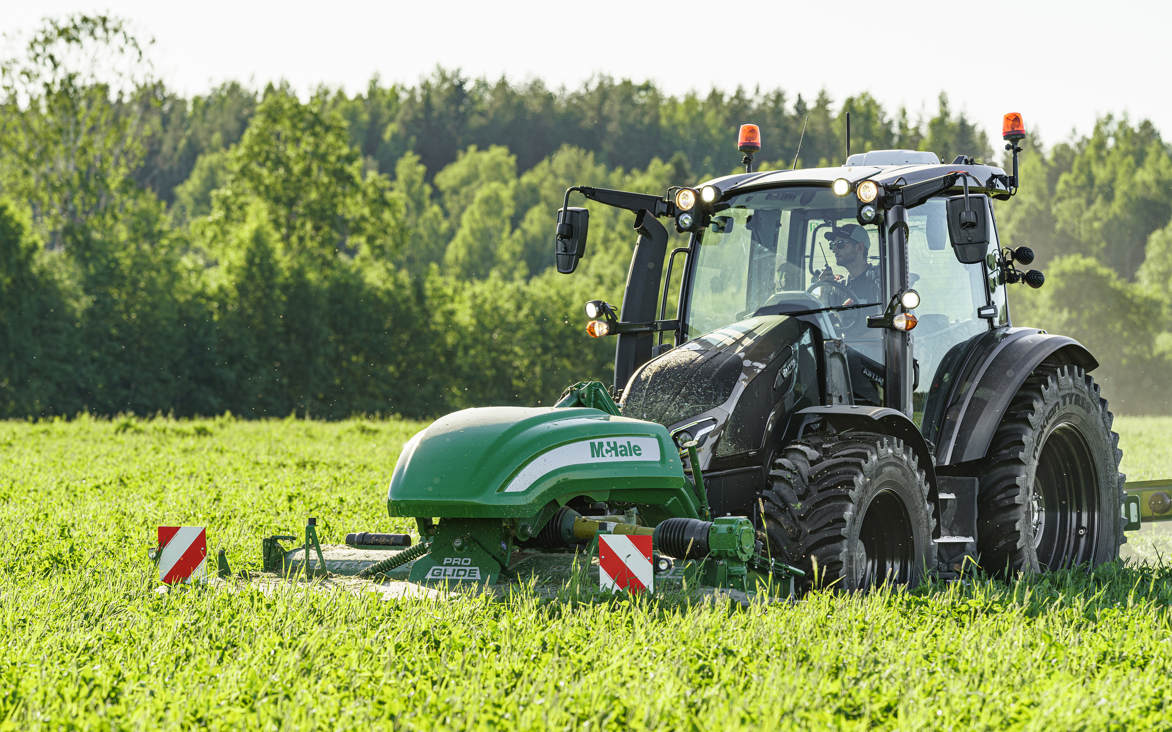 valtra-agco-parts_400x2500.jpg