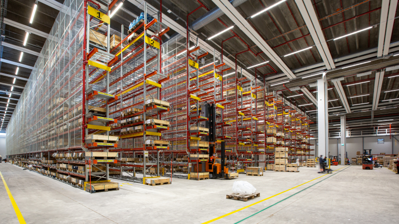valtra-factory-layout-paint-shop-800-450.jpg