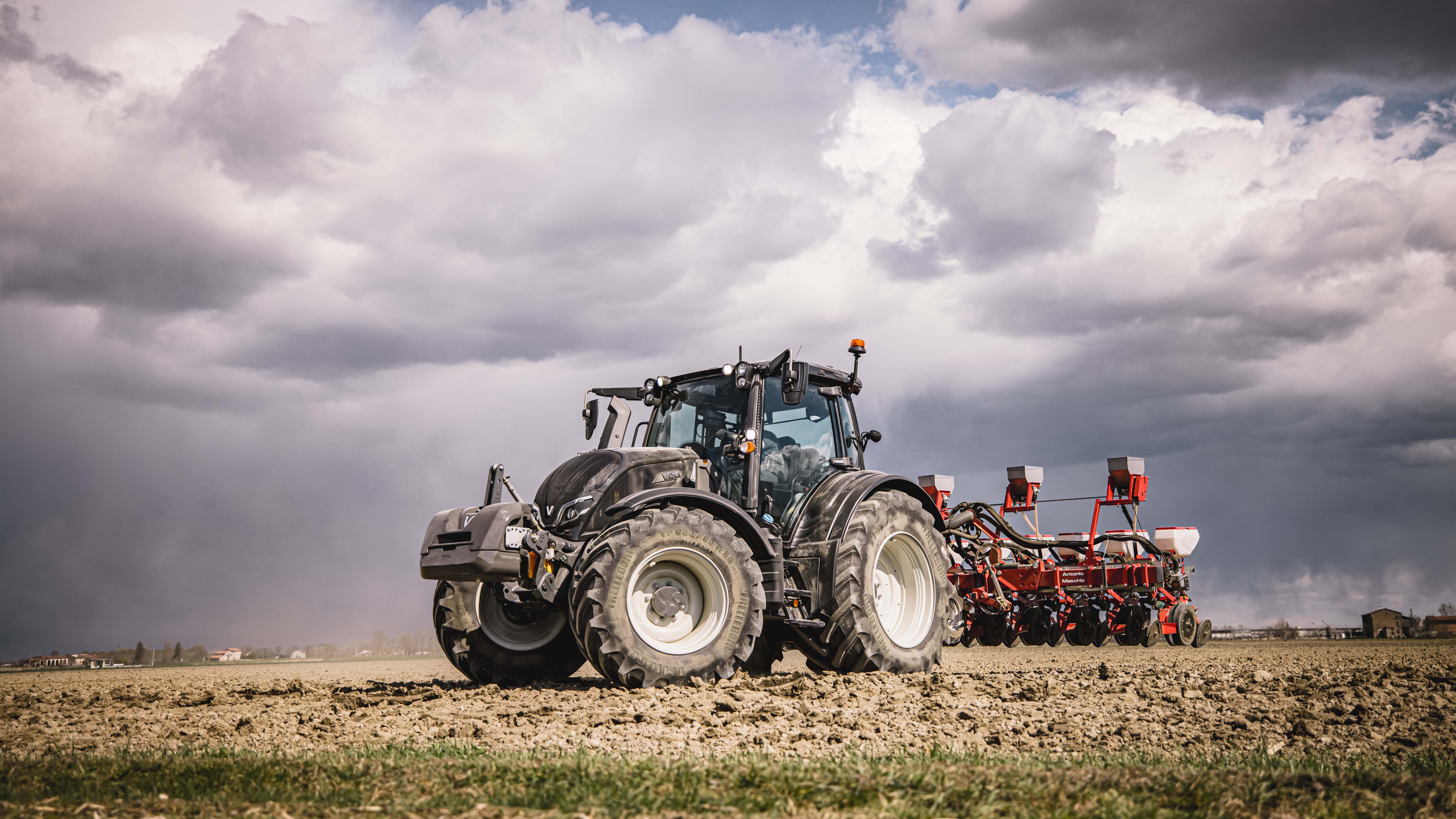 Valtra_SmartTurn_3_.jpg