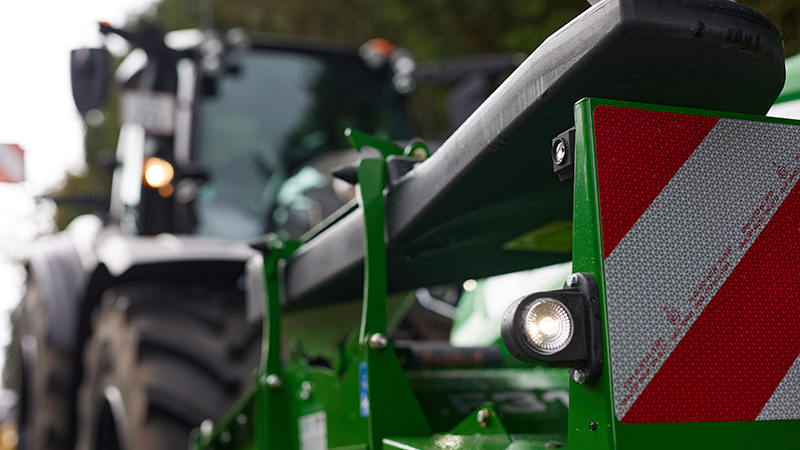 Valtra-Unlimited-VIEW-2.jpg