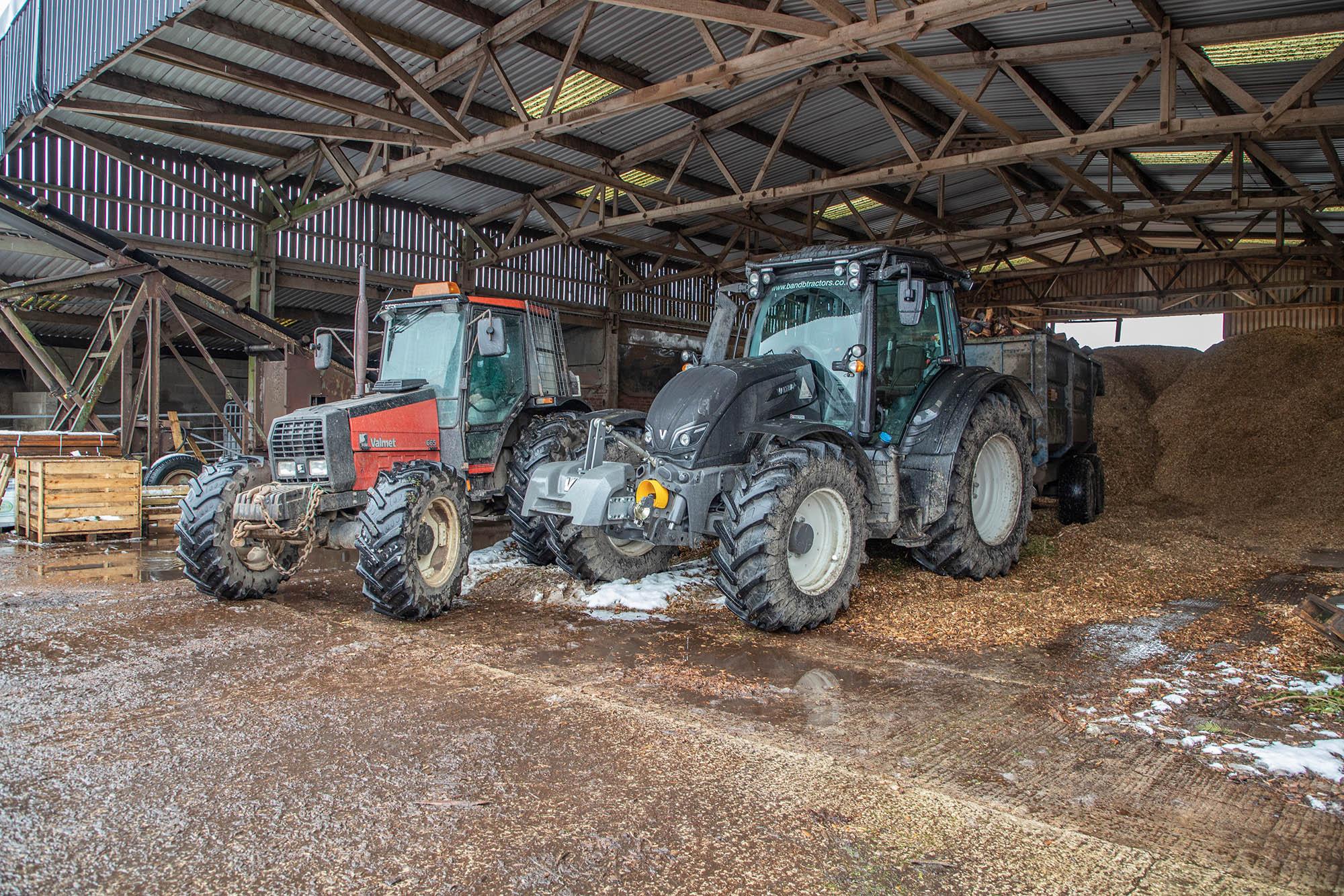 Valtra-N174-joins-a-30-year-old-Valmet-665-at-Chatsworth.jpg