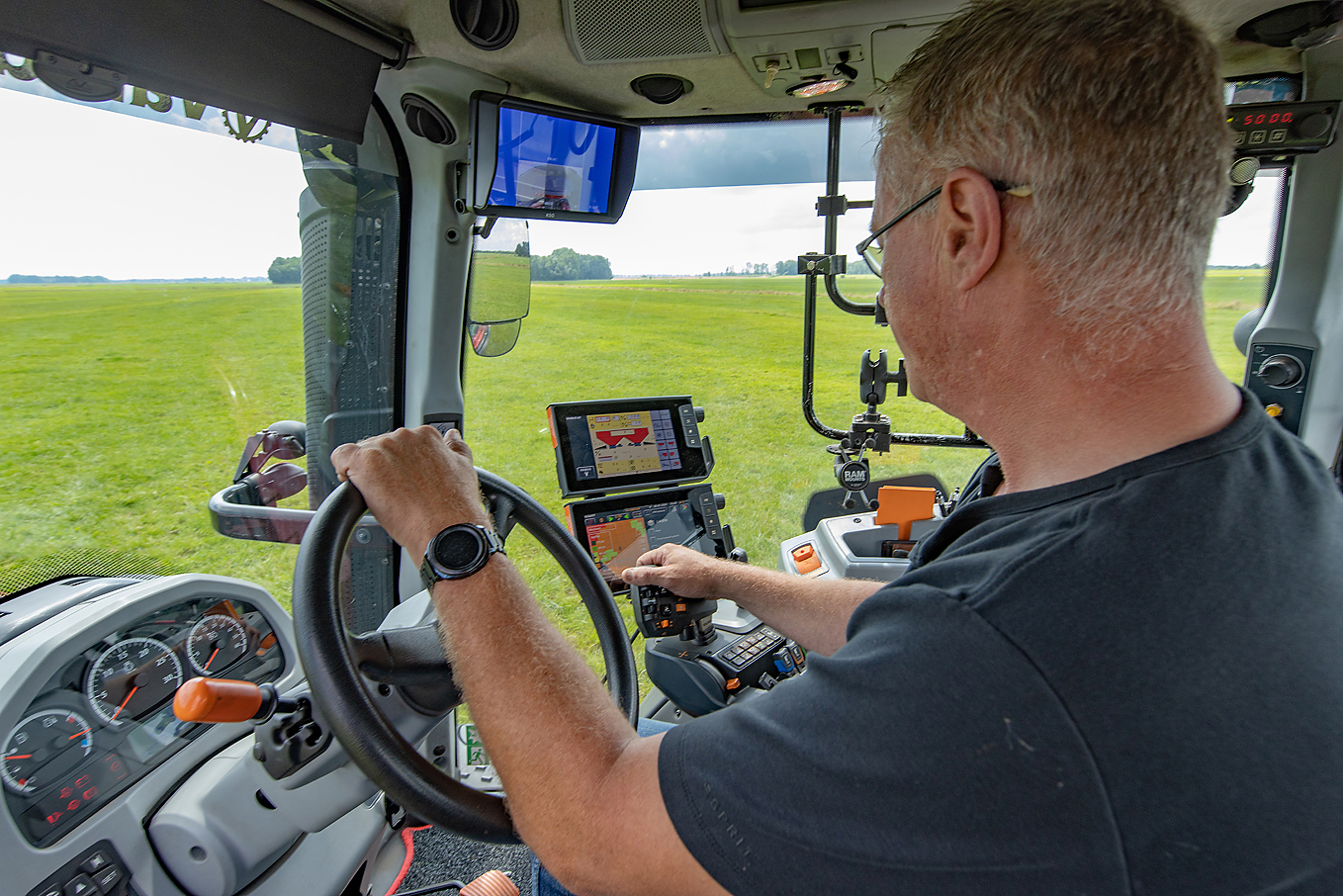 Valtra_Dacom_26-07-21-34.jpg