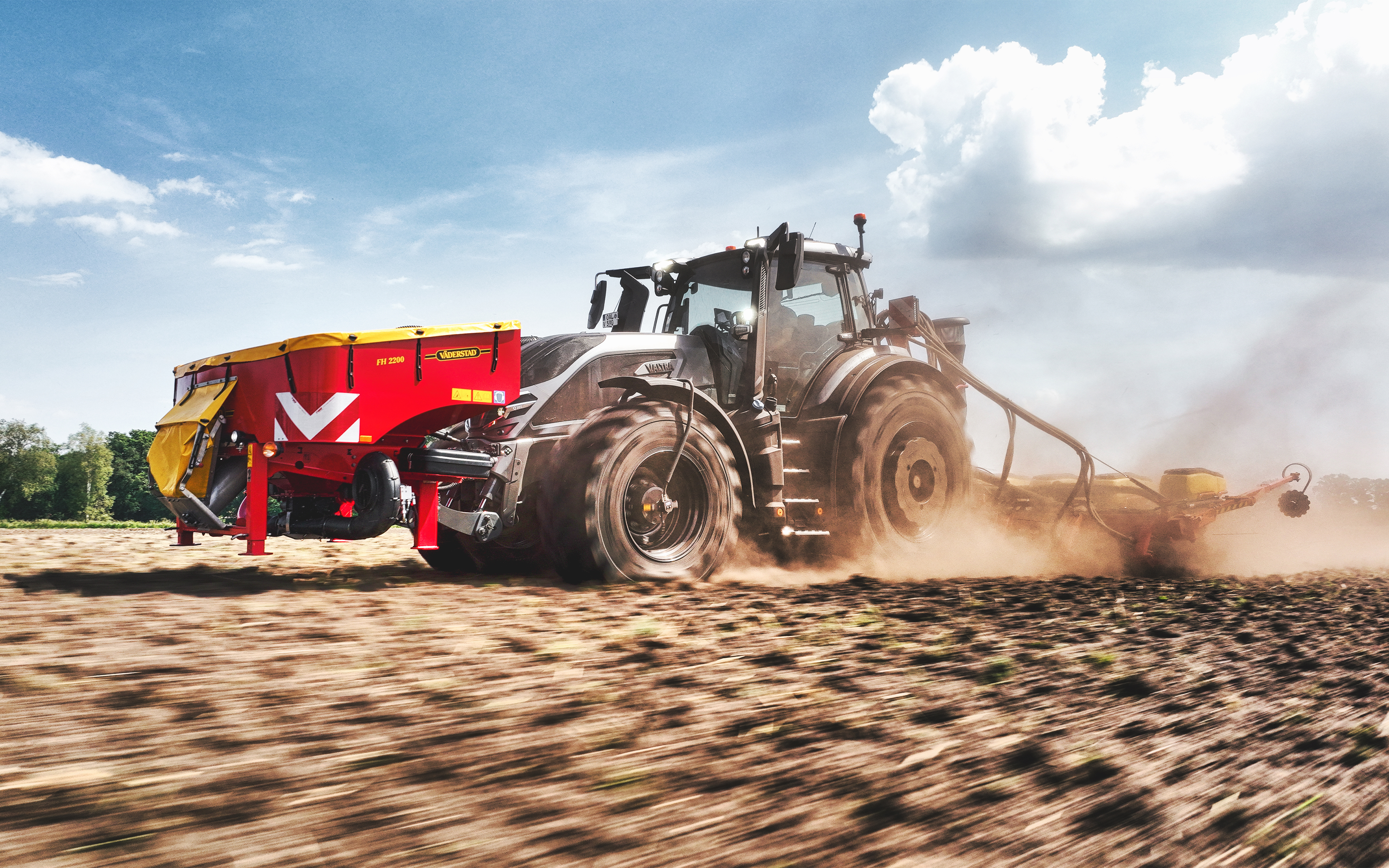 valtra-better-farm-soil-health_4000x2500.jpg