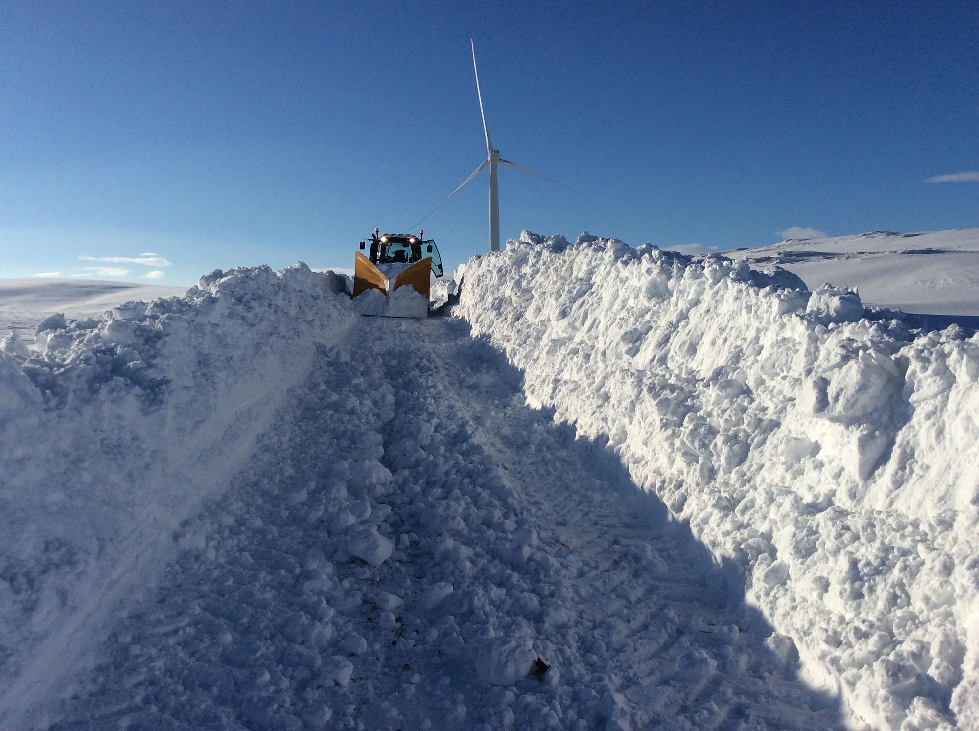 Road snow clearing and ploughing in Scotland