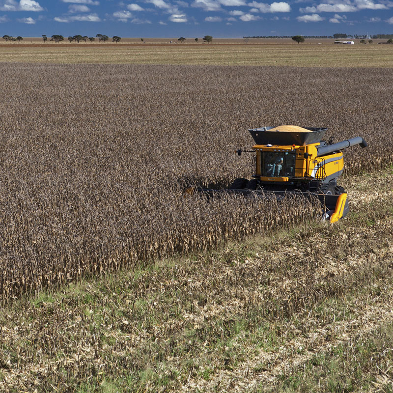 valtra-plataforma-milho-02.jpg